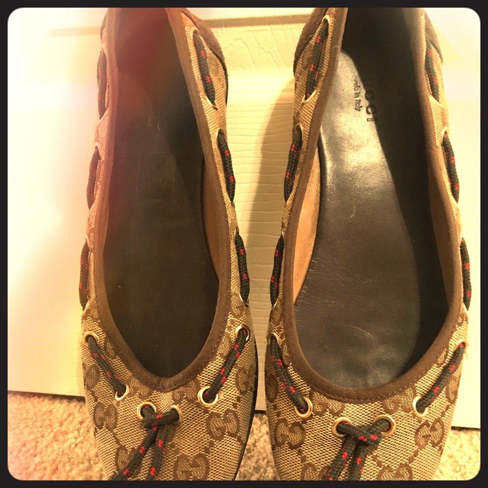 ⚡️Flash Sale!!!⚡️Authentic, Gucci canvas shoes